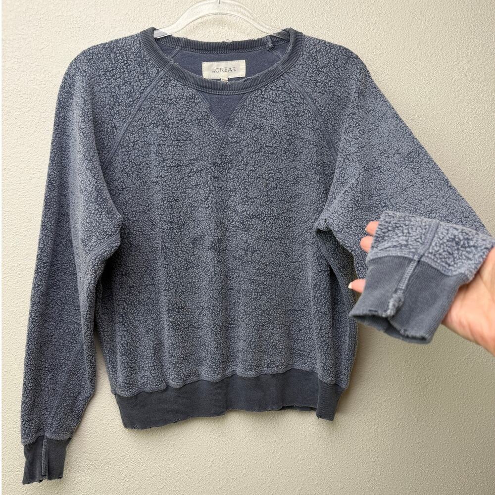 The Great. Blue Fleece Sweatshirt Distressed Raw Hem Raglan Sleeve - Size 0